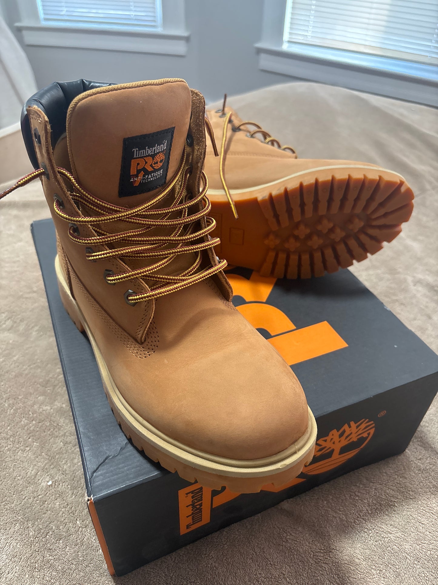 Timberland PRO Work Boots Men’s 9.5M Wheat Leather Anti-Fatigue Lace Up EUC Lightly Worn